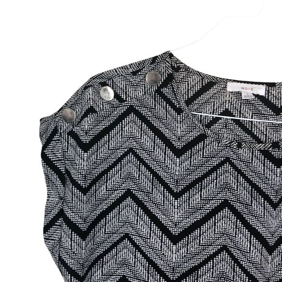 Casual Black & White Chevron Blouse Pullover w/Cuffed Cap Sleeves SZ L - Picture 5 of 7